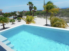 Modern Villa in Willemstad Curacao with Private Pool